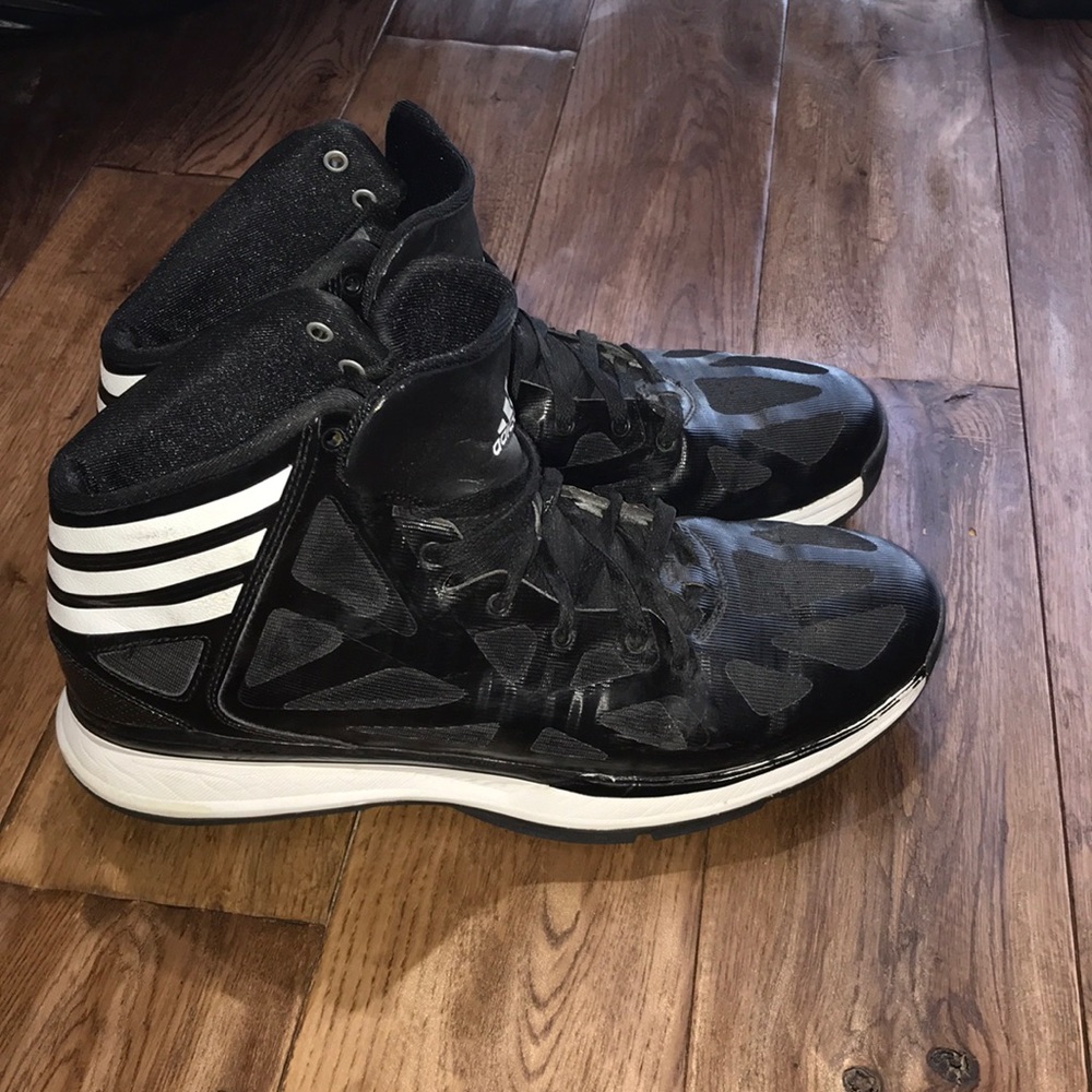Drose Basketball shoes addidas